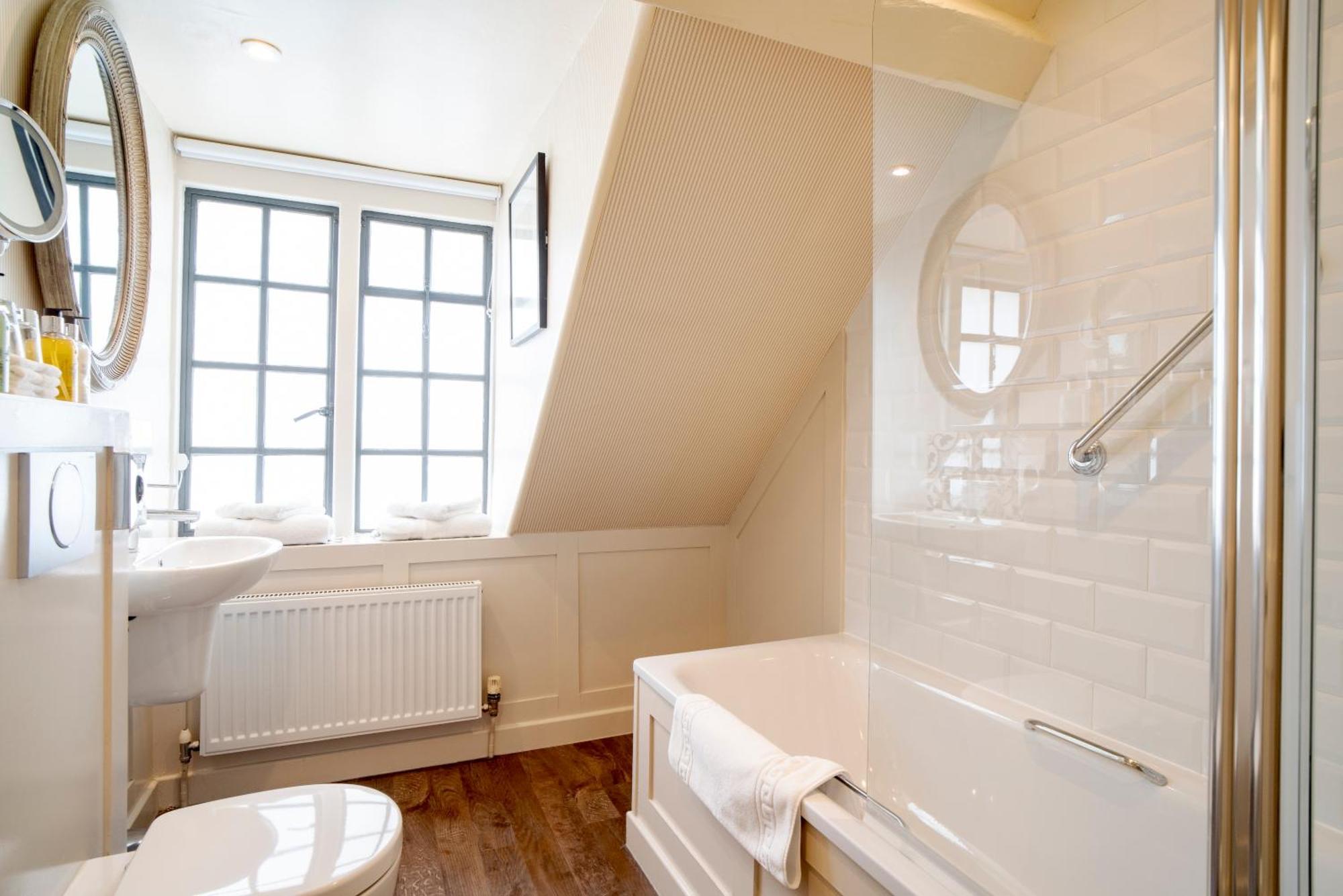 The Hare & Hounds Hotel Tetbury Cameră foto